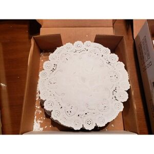 500 - 8" Vintage WHITE FRENCH LACE Paper Doilies by Royal Lace | FREE SHIP!!!!!!